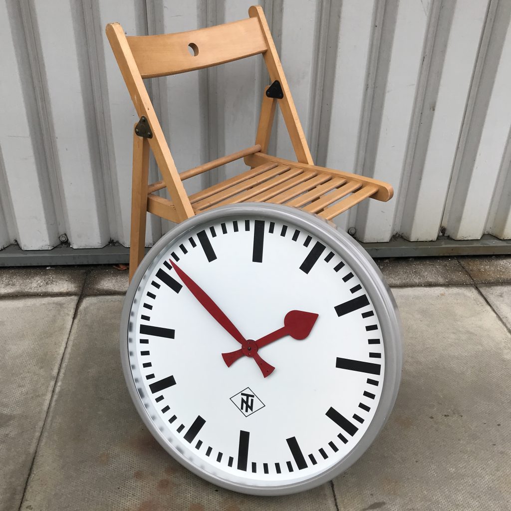 EUROPEAN CLOCKS LONDON TIMEPIECE