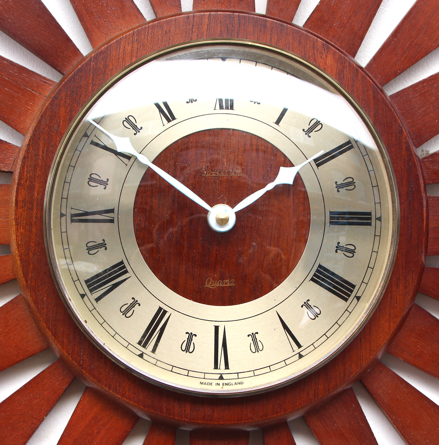 7998.vintage wall clock15