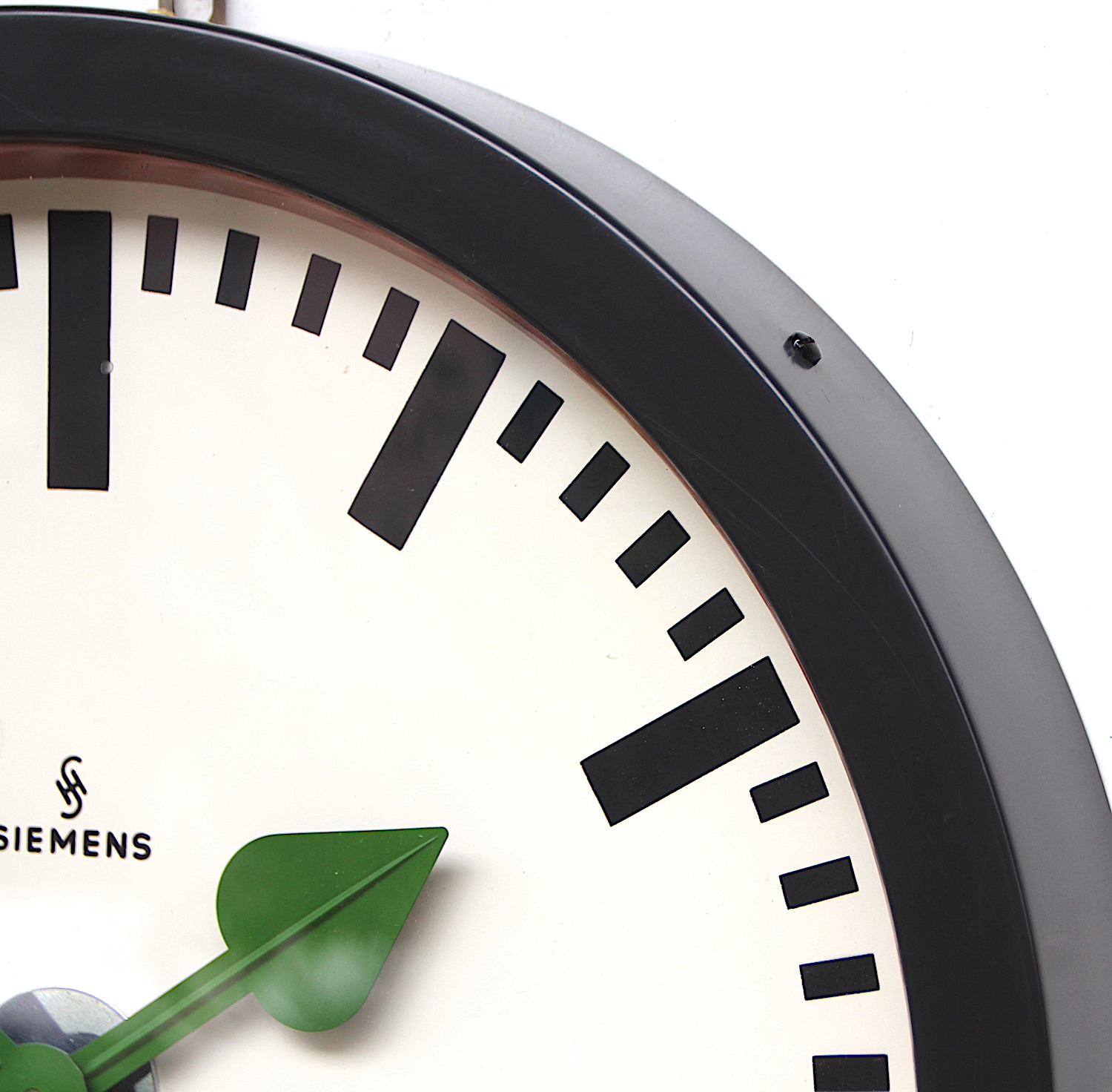 8080.vintage wall clock13