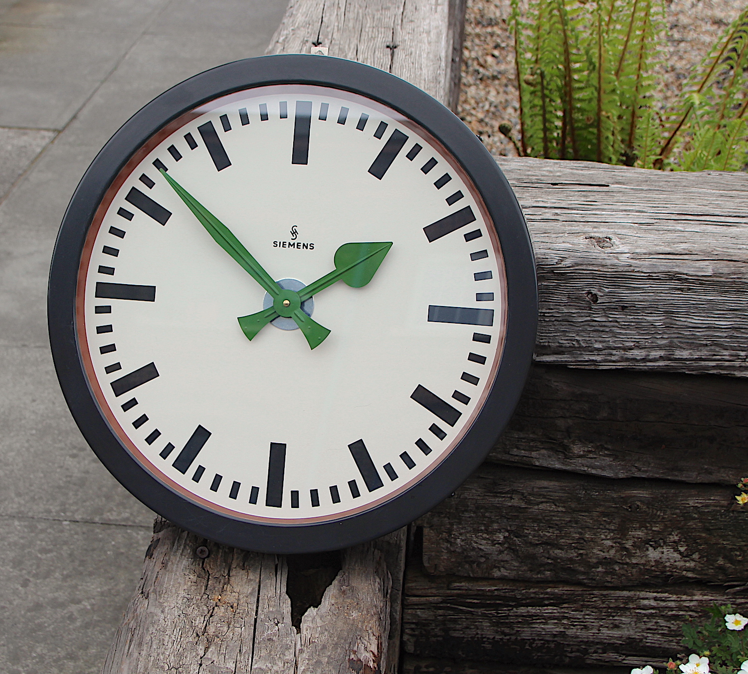8080.vintage wall clock22